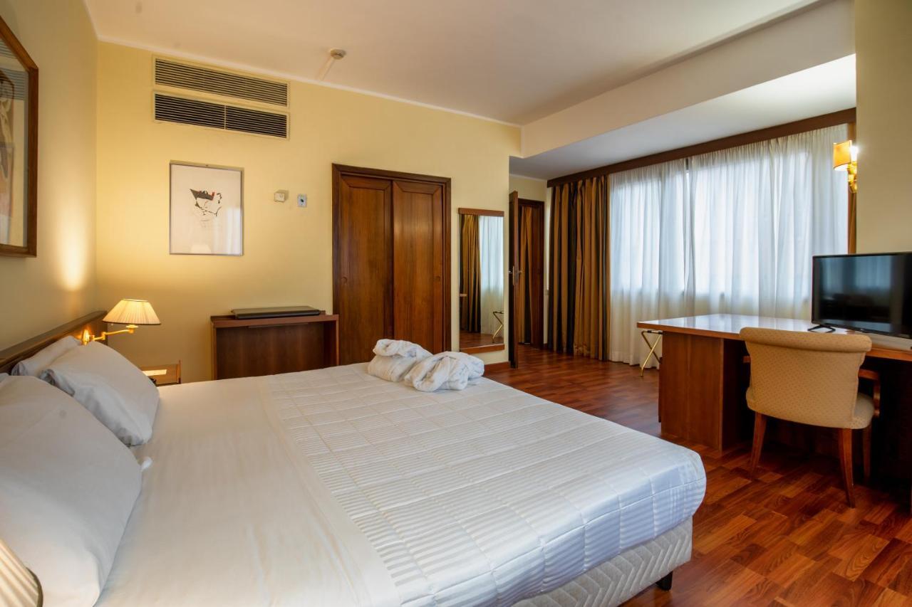 Hotel Royal Palace Messina Luaran gambar